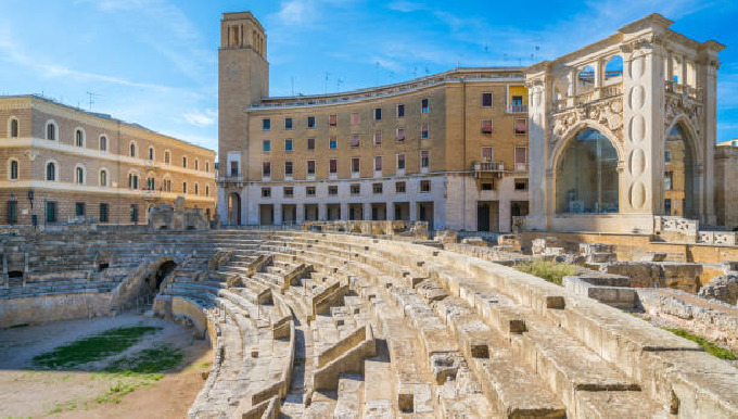 lecce building