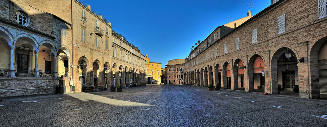 piazza Fermo timelapse