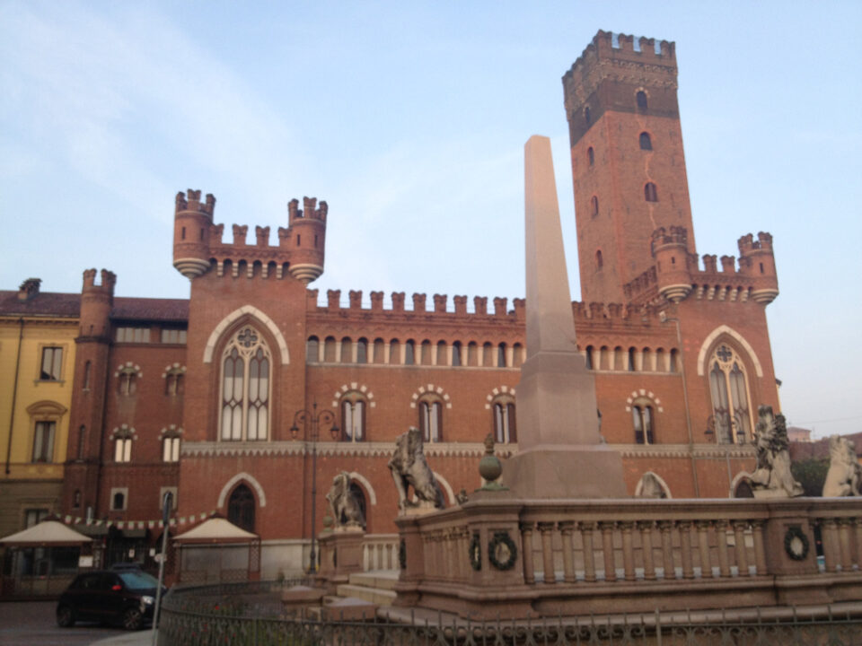 Asti building
